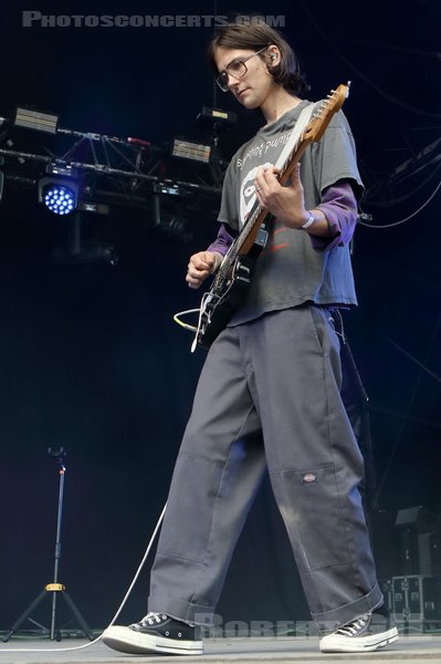 DIIV - 2022-08-26 - SAINT CLOUD - Domaine National - Scene de la Cascade - 